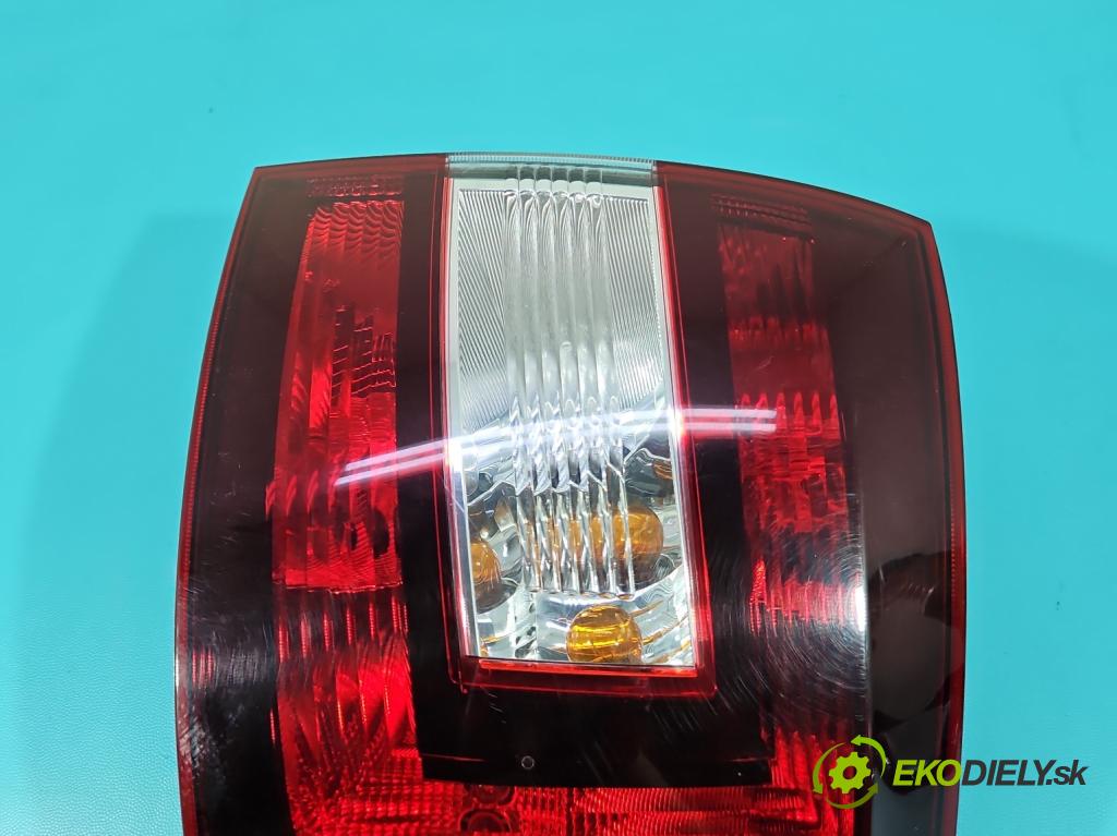 Skoda Rapid 2012-2019 1.4 tdi 90 HP manual 66 kW 1422 cm3 5- svetlo / reflektor zadné pravé 5JJ945096A (Kľučka dverí ostatné)