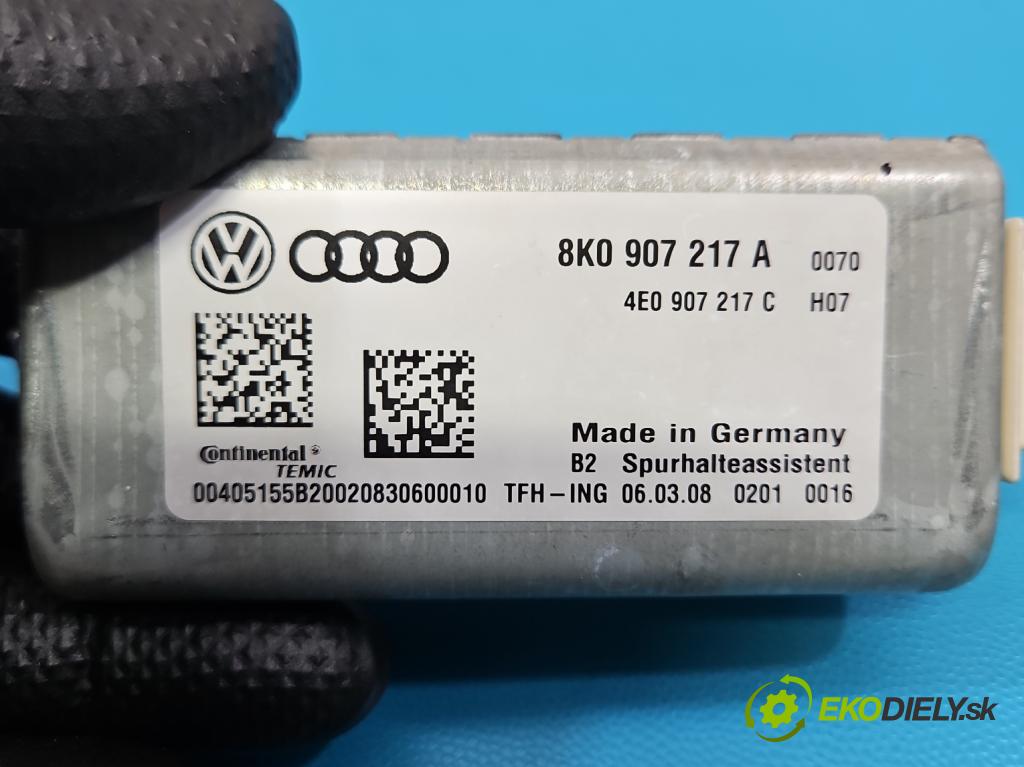 Audi A4 B8 2007-2015 3.2 V6 FSI 265KM automatic 195 kW 3197 cm3 4- Kamera přední 8K0907217A