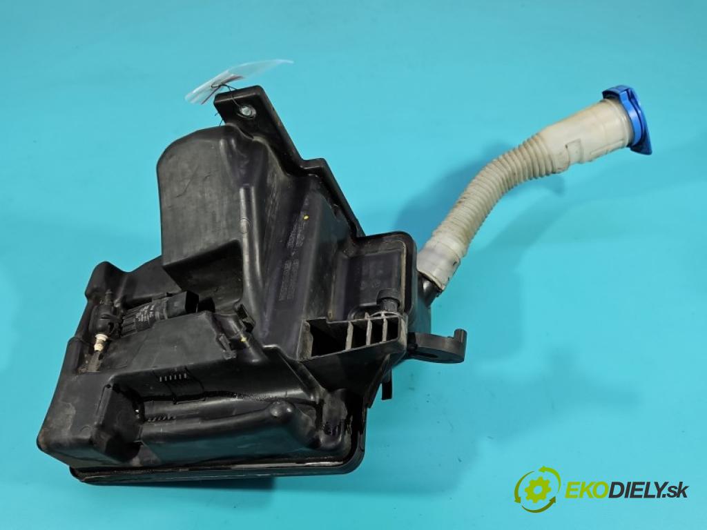 Skoda Rapid 2012-2019 1.4 tdi 90 hp manual 66 kW 1422 cm3 5- nádržka tekutina: ostřikovačů 6R0955453D