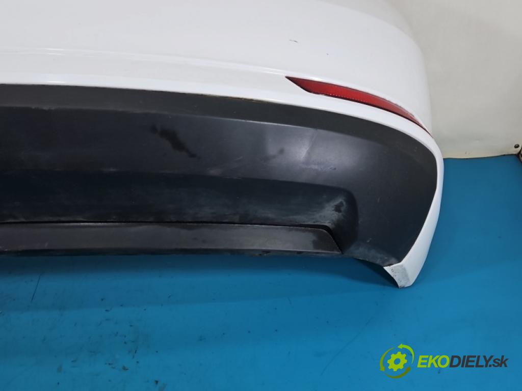 Skoda Rapid 2012-2019 1.4 tdi 90 hp manual 66 kW 1422 cm3 5- nárazník zadní  (Klika dveří ostatní)