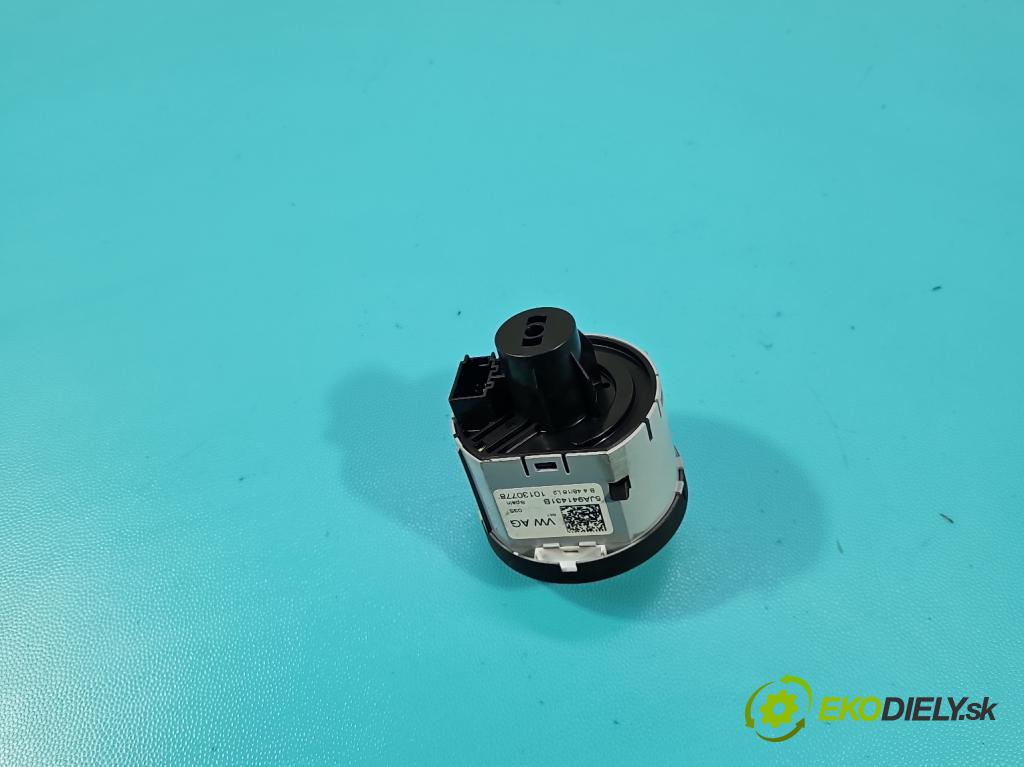 Skoda Rapid 2012-2019 1.4 tdi 90 HP manual 66 kW 1422 cm3 5- prepínač světla: na doska: 5JA941431B