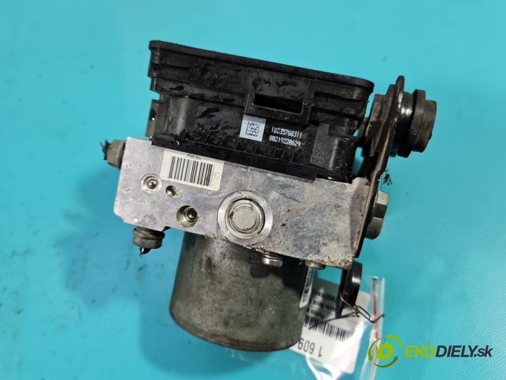 Skoda Rapid 2012-2019 1.4 tdi 90 HP manual 66 kW 1422 cm3 5- čerpadlo abs 6R0614517CH (Pumpa ABS)