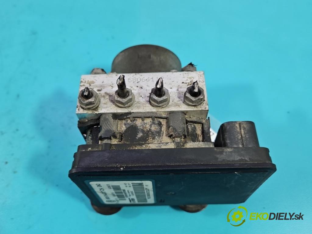 Skoda Rapid 2012-2019 1.4 tdi 90 HP manual 66 kW 1422 cm3 5- čerpadlo abs 6R0614517CH (Pumpa ABS)