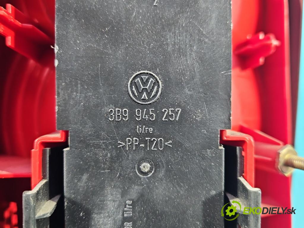 Vw Passat B5 1995-2005 1.9 tdi 116 HP manual 85 kW 1896 cm3 5- svetlo / reflektor zadné pravé 3B9945112F (Kľučka dverí ostatné)