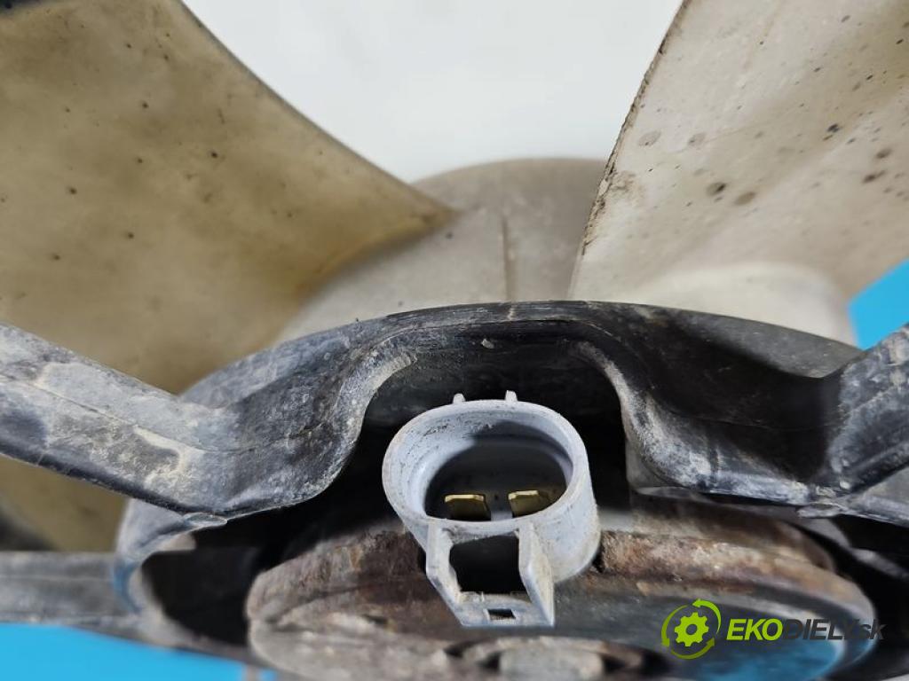 Toyota Yaris I 1999-2005 1.4 D4D 75 hp manual 55 kW 1364 cm3 5- ventilátor chladič 16363-23030