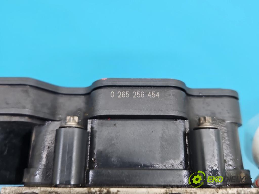 Citroen C4 Picasso II 2013-2019 1.6 hdi 109 HP manual 80 kW 1560 cm3 5- čerpadlo abs 0265956353 (Pumpa ABS)