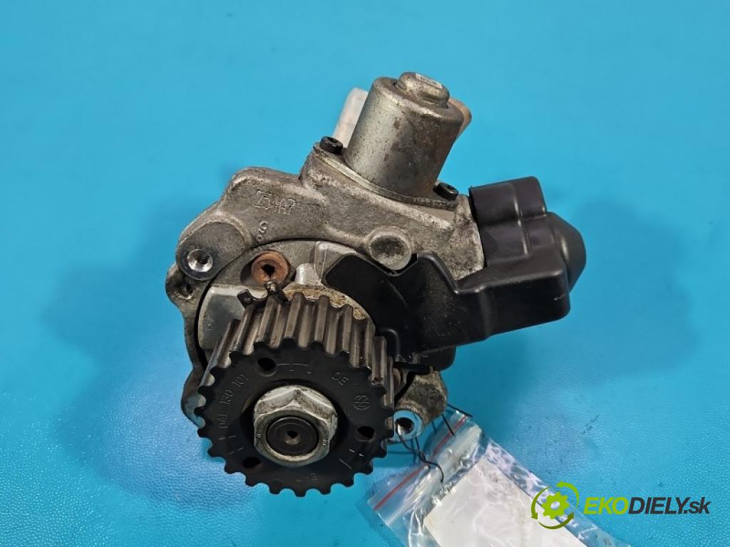 Skoda Rapid 2012-2019 1.4 tdi 90 HP manual 66 kW 1422 cm3 5- čerpadlo vstrekovacia 04B130755H (Vstrekovacie čerpadlo)