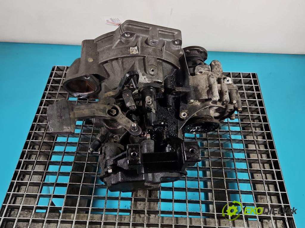 Skoda Rapid 2012-2019 1.4 tdi 90 hp manual 66 kW 1422 cm3 5- převodovka stupňová manual RTE