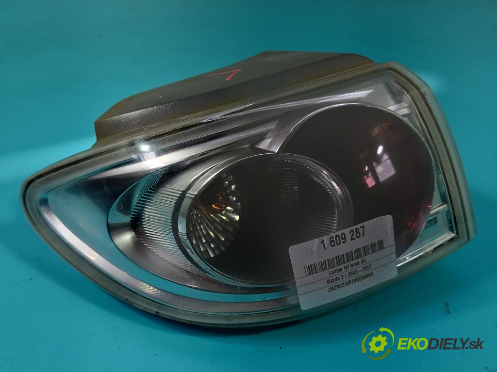 Mazda 2 I 2003-2007 1.4 16v 80 HP manual 59 kW 1388 cm3 5- svetlo / reflektor zadné ľavé blatník 6M71-13405-AF