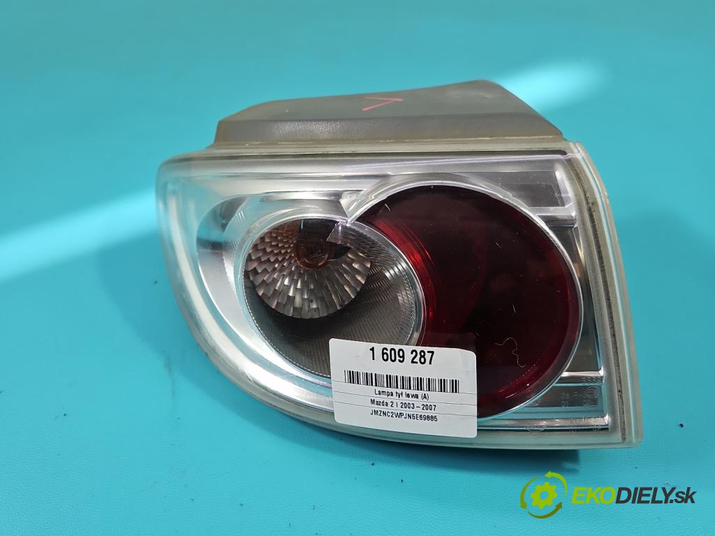 Mazda 2 I 2003-2007 1.4 16v 80 HP manual 59 kW 1388 cm3 5- svetlo / reflektor zadné ľavé blatník 6M71-13405-AF