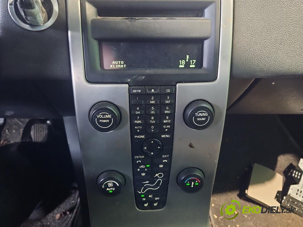 Volvo V50 2.0d 136hp manual 100 kW 1997 cm3 5- palubní deska panel topení 30672565