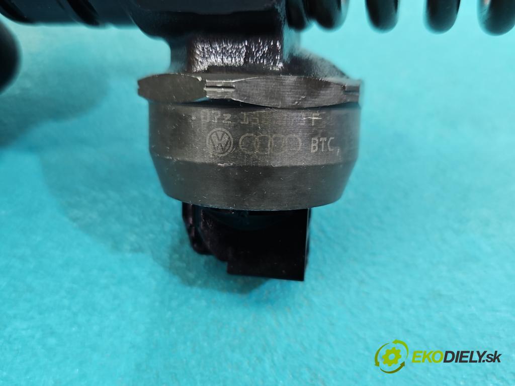 Vw Touareg I 2002-2010 2.5 tdi 174 HP manual 128 kW 2461 cm3 5- vstrekovacie čerpadlo 0414720210 (Vstrekovač paliva)