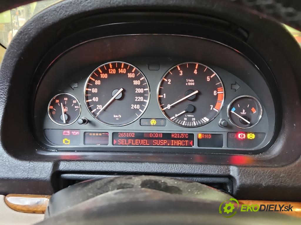 Bmw X5 E53 1999-2006 4.4 V8 286 HP automatic 210 kW 4398 cm3 5- prístrojovka/ budíky 6906992 (Prístrojová doska)