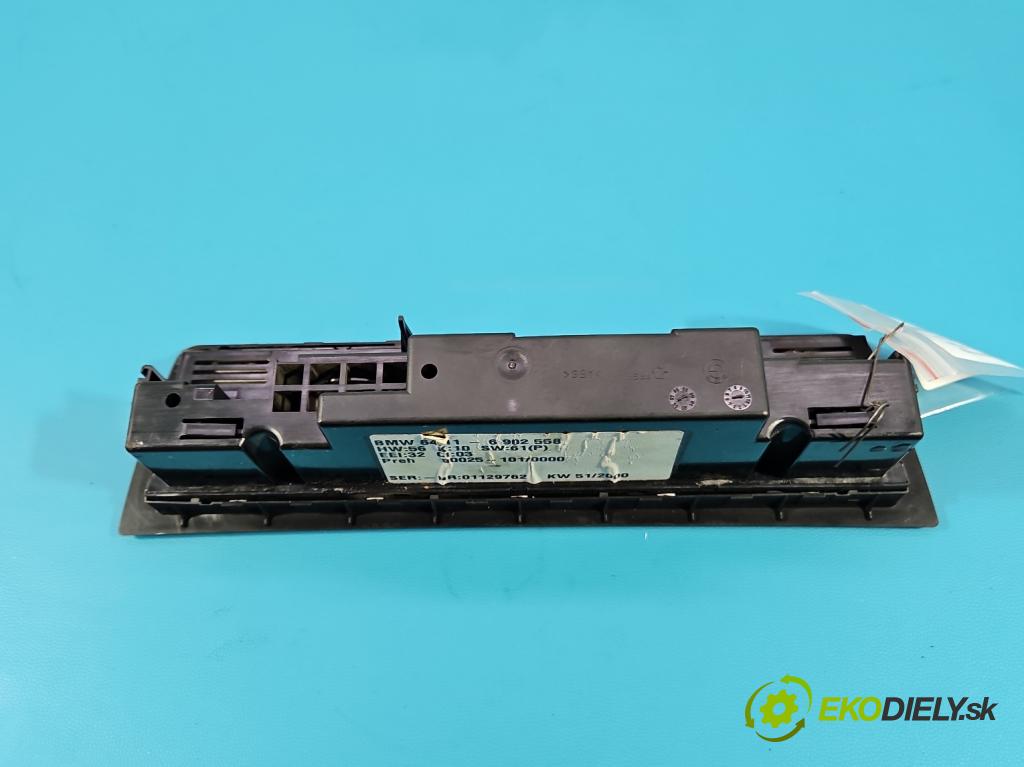 Bmw X5 E53 1999-2006 4.4 V8 286 HP automatic 210 kW 4398 cm3 5- panel kúrenia 6902558