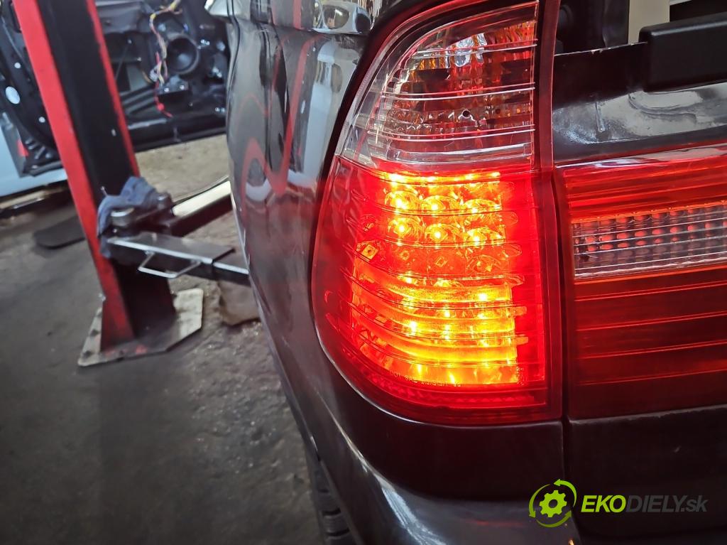 Bmw X5 E53 1999-2006 4.4 V8 286 hp automatic 210 kW 4398 cm3 5- světlo zadní levé blatník: