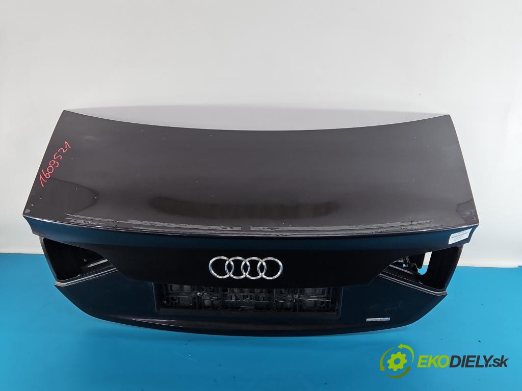 Audi A4 B8 2007-2015 3.2 V6 FSI 265KM automatic 195 kW 3197 cm3 4- zadna kufor  (Kapota zadná (kufor))