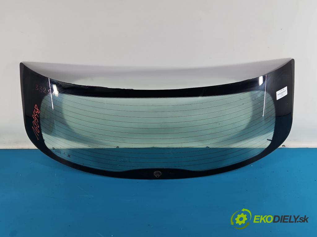Fiat 500x 1.6 16V 110 hp manual 81 kW 1598 cm3 5- sklo zadní  (Zadní sklo)