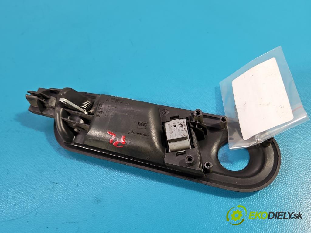 Seat Ibiza III 6L 2002-2008 1.2 12V 64 hp manual 47 kW 1198 cm3 3- klika uvnitř: přední levé 6L0837113H