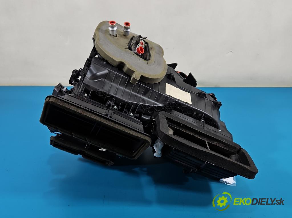 Fiat 500x 1.6 110 hp manual 81 kW 1598 cm3 5- radiátor 1D1020200 (Radiátor topení)