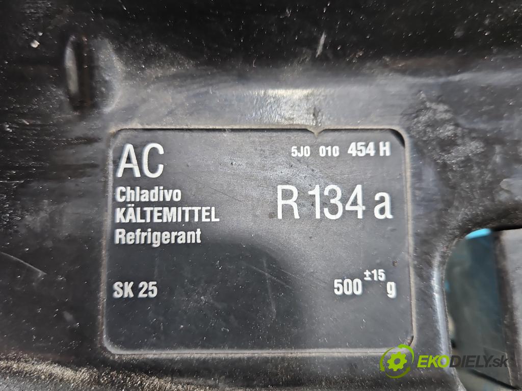 Skoda Fabia II 2007-2014 1.4 tdi 69KM manual 51 kW 1422 cm3 5- stěna přední 5J0010454H (Přední výztuha)