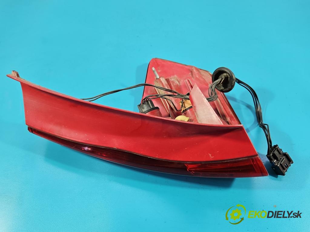 Citroen C4 I 2004-2011 1.6 16v 109 HP manual 80 kW 1587 cm3 5- svetlo / reflektor zadné ľavé blatník 9655864080