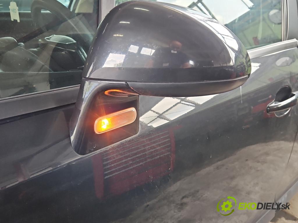 Citroen C4 I 2004-2011 1.6 16v 109 HP manual 80 kW 1587 cm3 5- zrkadlo ľavé  (Kľučka dverí ostatné)