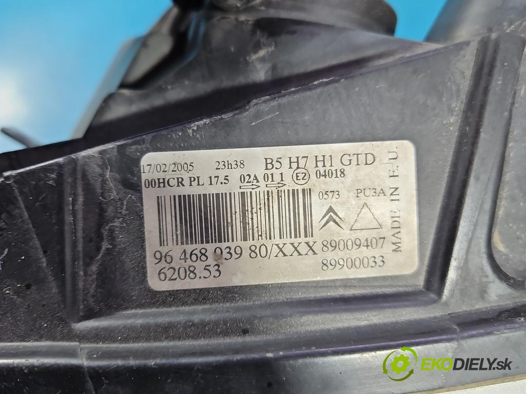 Citroen C4 I 2004-2011 1.6 16v 109 hp manual 80 kW 1587 cm3 5- světlo levý 9646893980 (Klika dveří ostatní)