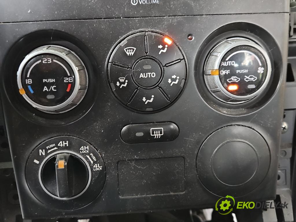 Suzuki Grand Vitara II 2005-2014 2.0 16V J20A 140 HP manual 103 kW 1995 cm3 5- panel kúrenia 39510-64JD