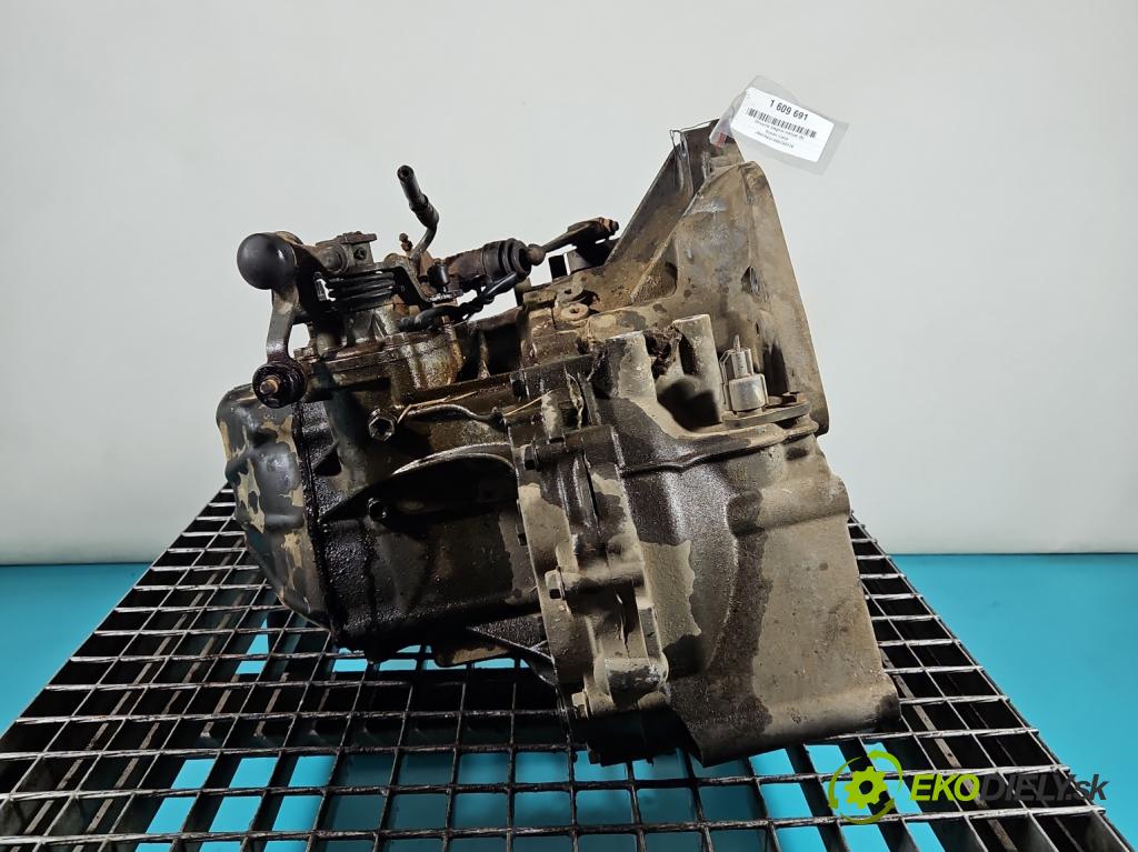 Suzuki Liana 1.6 16V 103 HP manual 76 kW 1586 cm3 4- prevodovka stupeň,rýchlosť manual 69G4