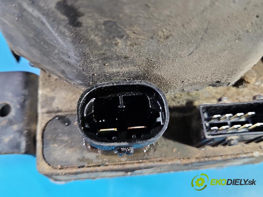 Citroen C4 I 2004-2011 1.6 16v 109 hp manual 80 kW 1587 cm3 5- čerpadlo posilovač 9657613480 (Servočerpadlo)