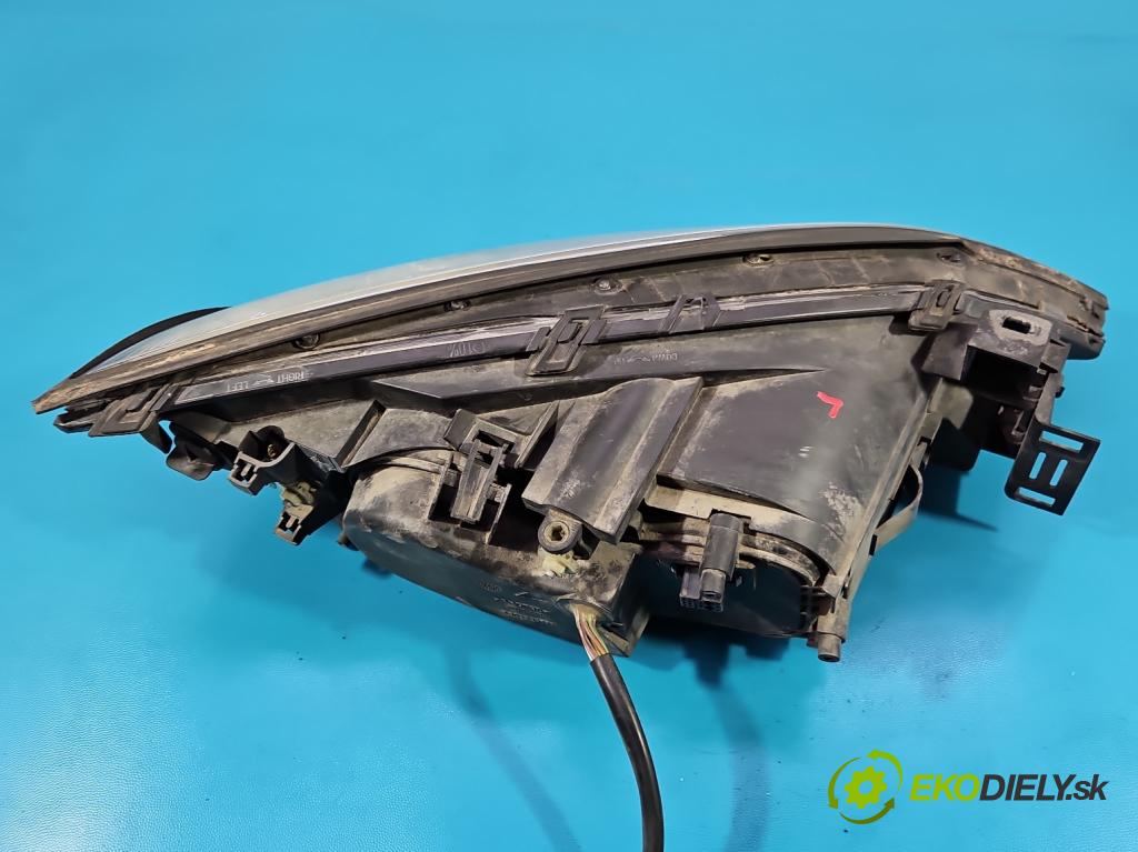 Ford Mondeo Mk3 2000-2007 2.0 tdci 116 HP manual 85 kW 1998 cm3 4- Reflektor: ľavý 1S71-13006-CM (Kľučka dverí ostatné)