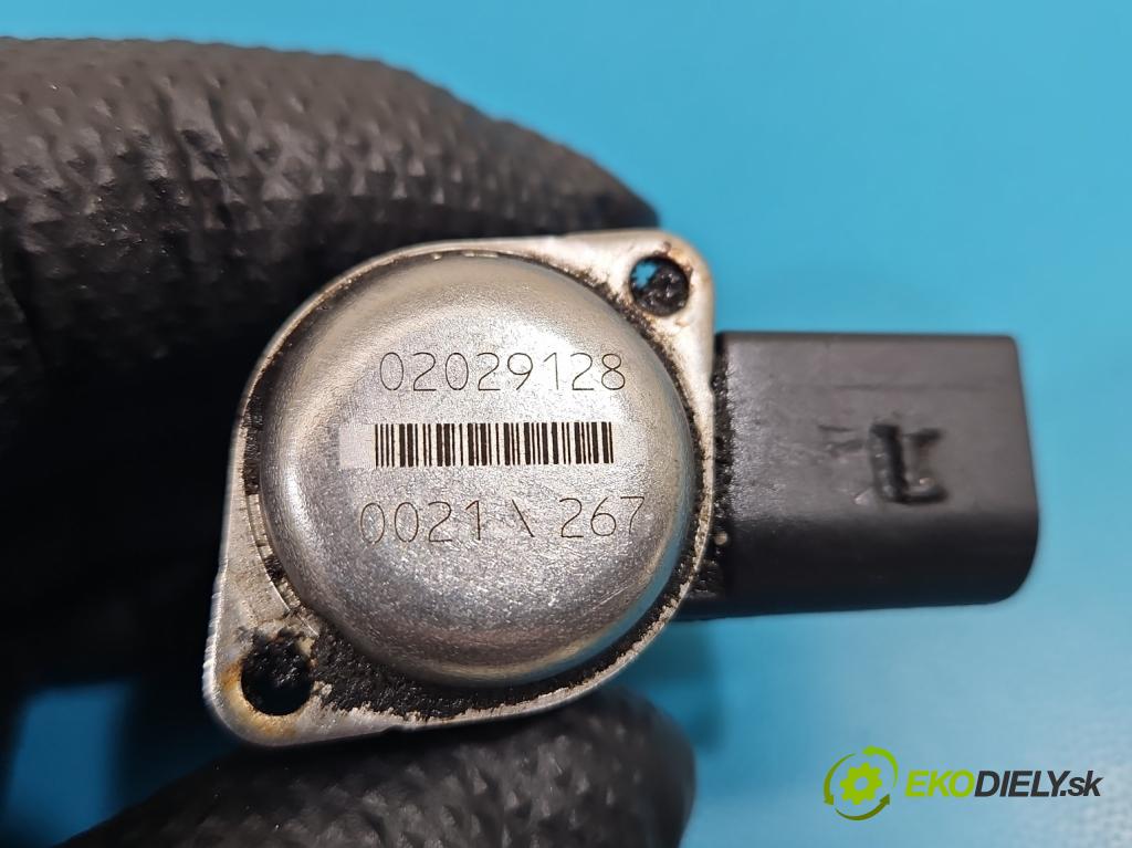 Audi A4 B8 2007-2015 3.2 265KM automatic 195 kW 3197 cm3 4- snímač úhlu otáčet se: