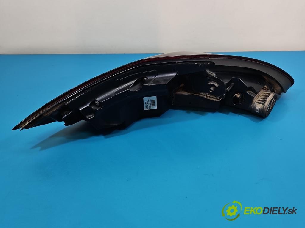 Porsche Panamera I 970 2009-2016 3.6 V6 310HP automatic 228 kW 3605 cm3 5- svetlo / reflektor zadné pravé blatník 97063141604