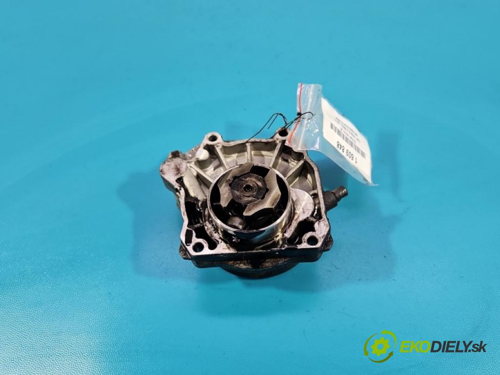 Opel Insignia A 2008-2017 2.0 cdti 160 hp manual 118 kW 1956 cm3 5- čerpadlo vákuum