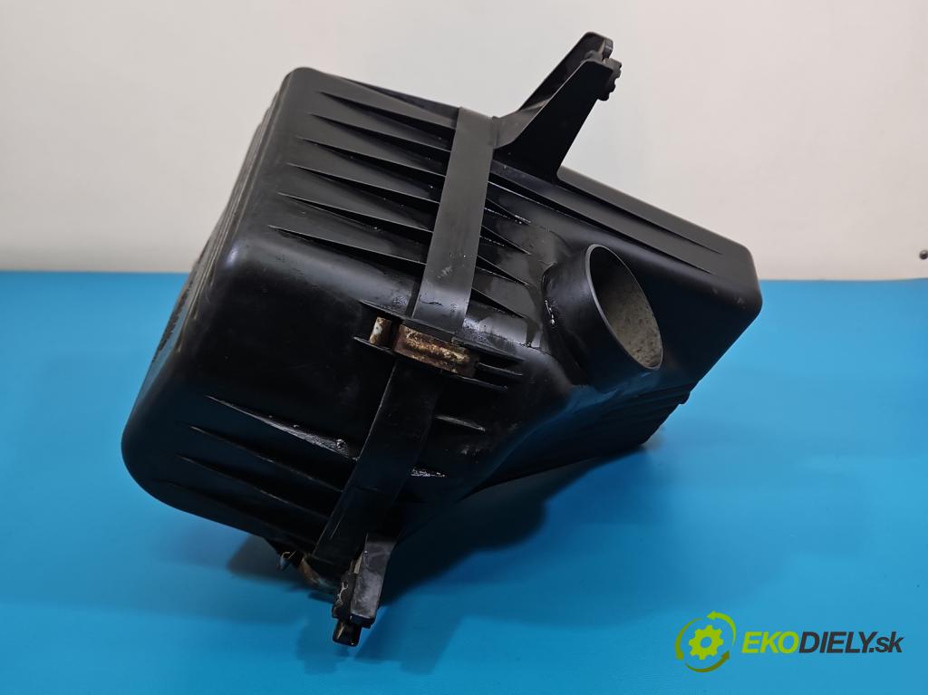Suzuki Grand Vitara II 2005-2014 2.0 16V J20A 140 HP manual 103 kW 1995 cm3 5- obal filtra vzduchu 65J-A01 (Obal vzduchového filtra)