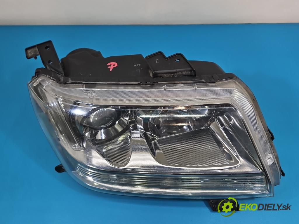 Suzuki Grand Vitara II 2005-2014 2.0 16V J20A 140 HP manual 103 kW 1995 cm3 5- Reflektor: pravý  (Svetlo predné pravé)