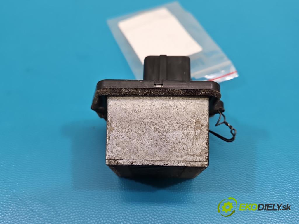 Suzuki Grand Vitara II 2005-2014 2.0 16V J20A 140 hp manual 103 kW 1995 cm3 5- rezistor