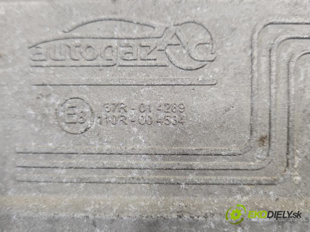 Suzuki Grand Vitara II 2005-2014 2.0 16V J20A 140 hp manual 103 kW 1995 cm3 5- řídící jednotka LPG STAG 300-4 ISA2