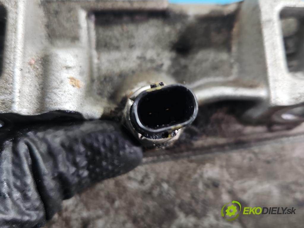 Vw Jetta VI 2010-2018 2.0 tdi 110 hp manual 81 kW 1968 cm3 4- potrubí sací 04L1297AQ (Sací potrubí)