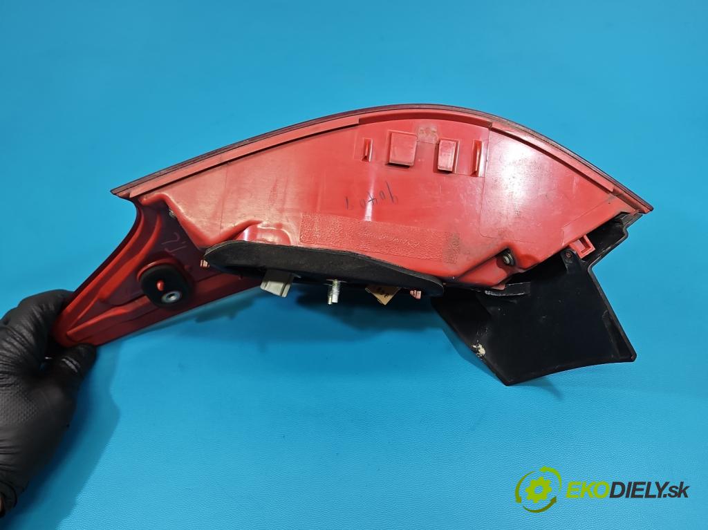 Mitsubishi Lancer VIII 2007-2016 1.8 16V 143 HP manual 105 kW 1798 cm3 5- svetlo / reflektor zadné ľavé blatník 20-87977