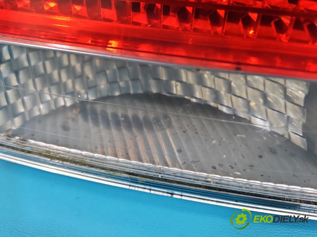 Volvo S60 I 2000-2010 2.4 D5 185 HP manual 136 kW 2401 cm3 4- svetlo / reflektor zadné ľavé blatník