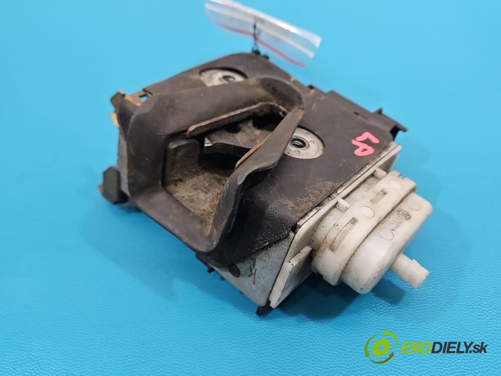 Audi A3 8L 1996-2003 1.8 T 150 hp manual 110 kW 1781 cm3 3- zámek přední levý 8L837015A