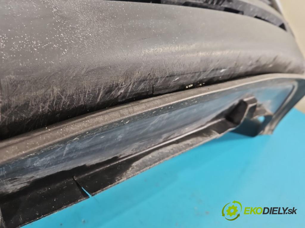 Audi A3 8L 1996-2003 1.8 T 150 hp manual 110 kW 1781 cm3 3- nárazník přední  (Klika dveří ostatní)