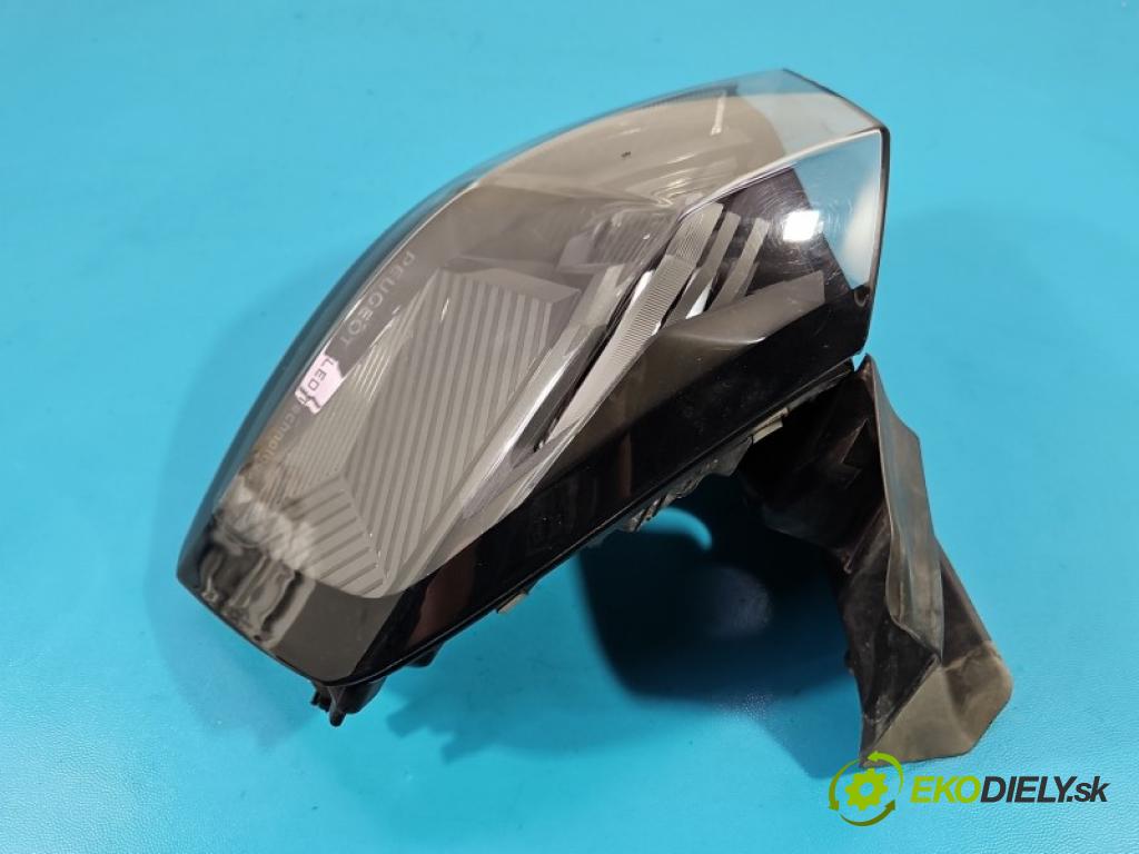 Peugeot 5008 II 2017-2024 1.5 hdi 131 hp automatic 96 kW 1499 cm3 5- světlo zadní pravé blatník: 9836231580