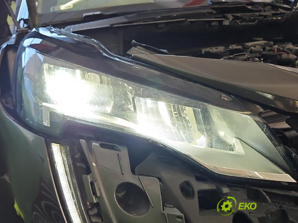 Peugeot 5008 II 2017-2024 1.5 hdi 131 HP automatic 96 kW 1499 cm3 5- Reflektor: pravý 9836230180 (Svetlo predné pravé)