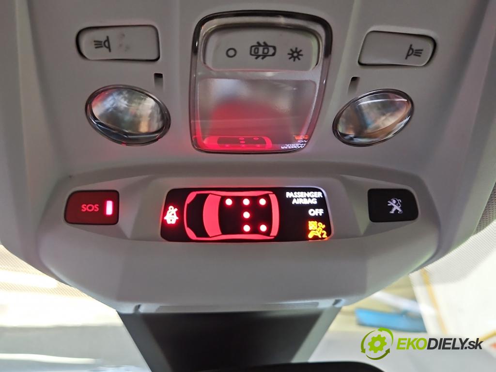 Peugeot 5008 II 2017-2024 1.5 hdi 131 hp automatic 96 kW 1499 cm3 5- displej 9822192880-00 (Přístrojová deska)