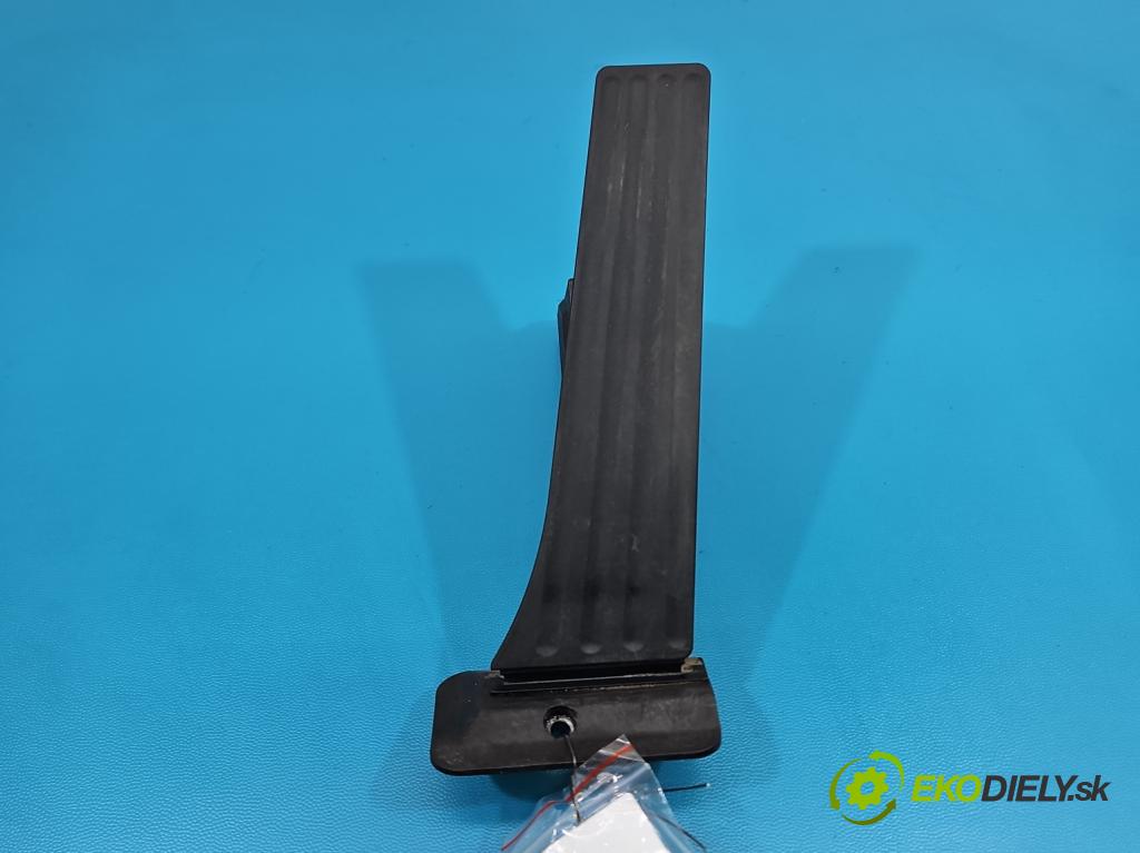 Bmw X3 F25 2010-2017 2.0d 184 hp automatic 135 kW 1995 cm3 5- pedal plyn: potenciometr: 6852644