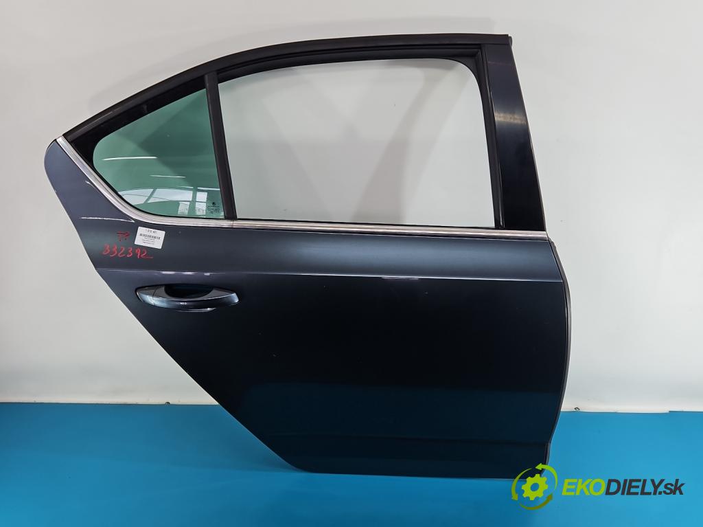 Skoda Octavia III 2013- 2.0 tdi 184 hp automatic 135 kW 1968 cm3 5- dveře zadní pravé  (Klika dveří ostatní)