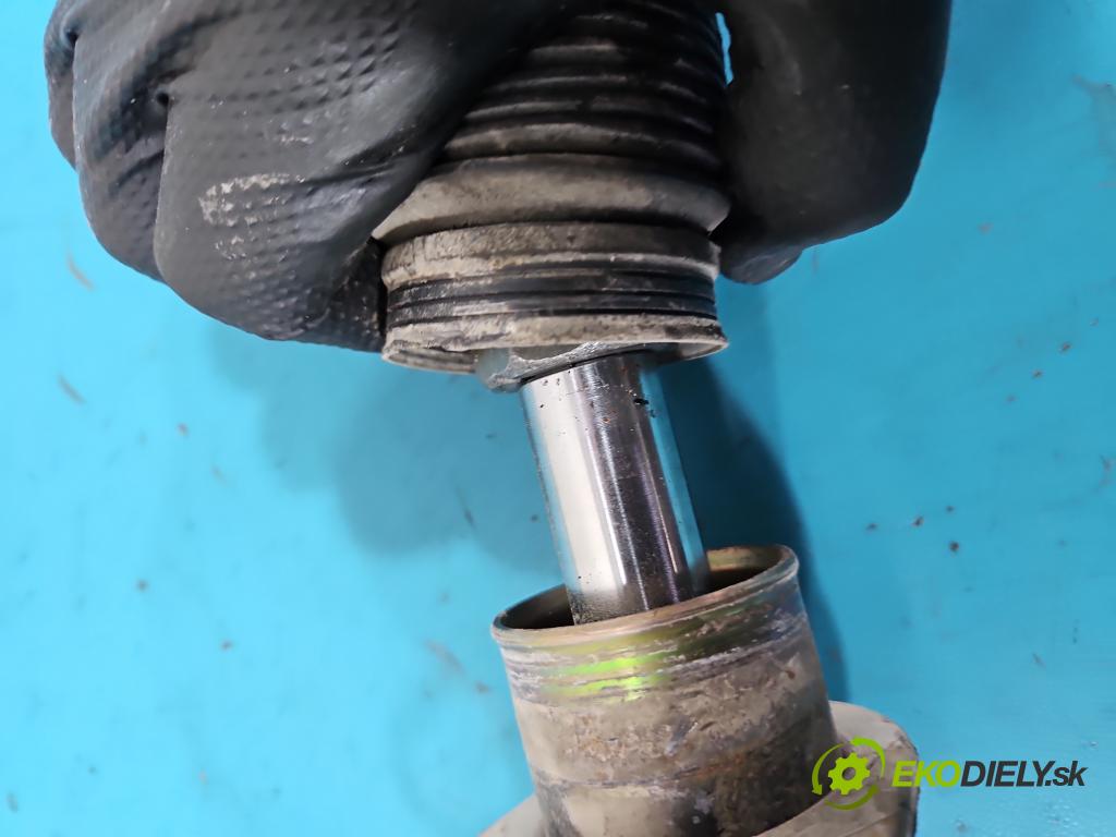 Vw Golf IV 1997-2003 1.9 TDI 90 HP manual 66 kW 1896 cm3 3- Ozubené kolo: volant
