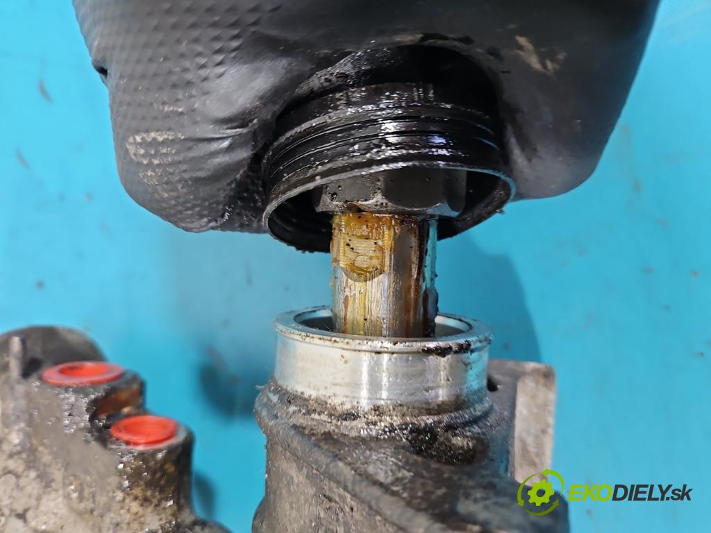 Vw Golf IV 1997-2003 1.9 TDI 90 HP manual 66 kW 1896 cm3 3- Ozubené kolo: volant